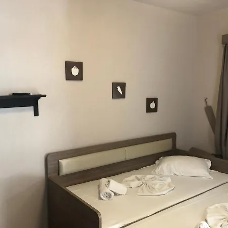 Mary 1 & Fresh! 3* Skála Sotíros