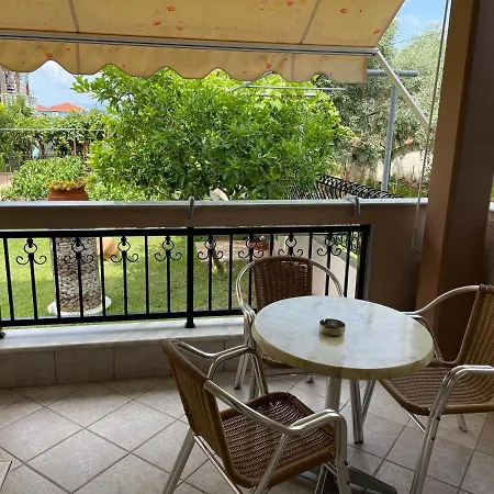 Hotel apartamentowy Mary 1 & Fresh! Skála Sotíros