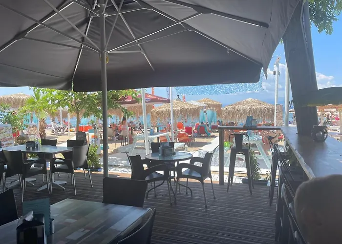 Mary 1 & Fresh! Apartahotel 3*