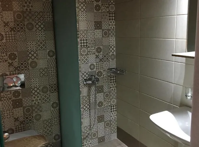 Mary 1 & Fresh! Apartahotel