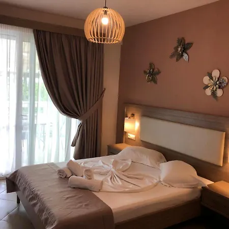 Apartmanhotel Mary 1 & Fresh! Szkála Szotírosz