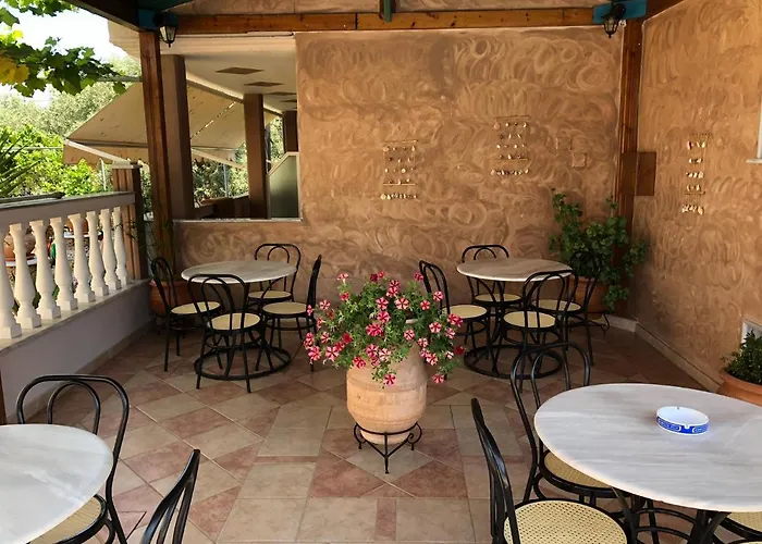 Mary 1 & Fresh! Aparthotel 3*