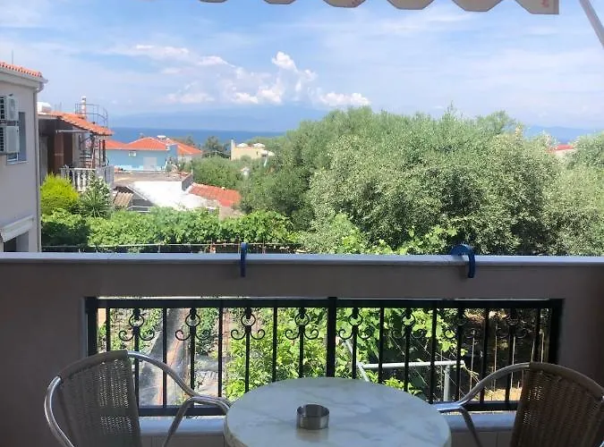 Aparthotel Mary 1 & Fresh! 3*