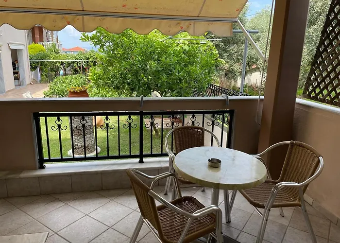 Aparthotel Mary 1 & Fresh! Skala Sotiros